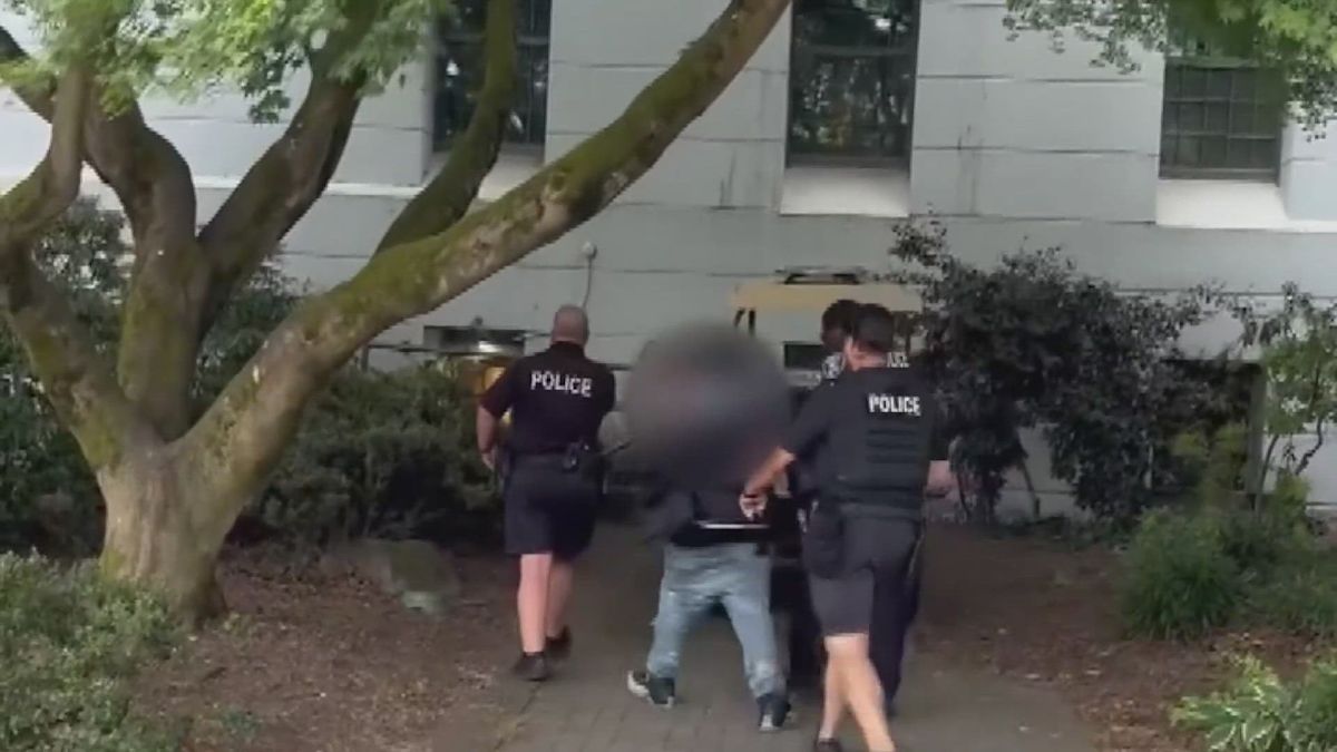 Police: Bullets that killed 2 bystanders at Seattle festival weren't from teen shooter's gun