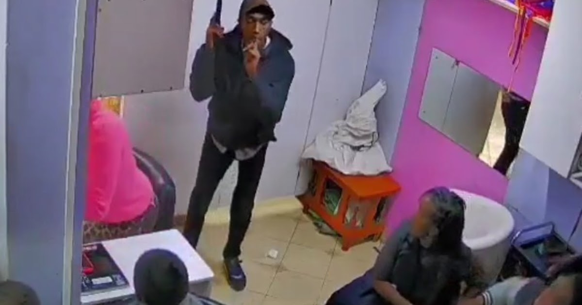 CCTV footage captures armed thugs raiding a salon at Saika Estate along Kangundo Road as insecurity escalates in the country (VIDEO)