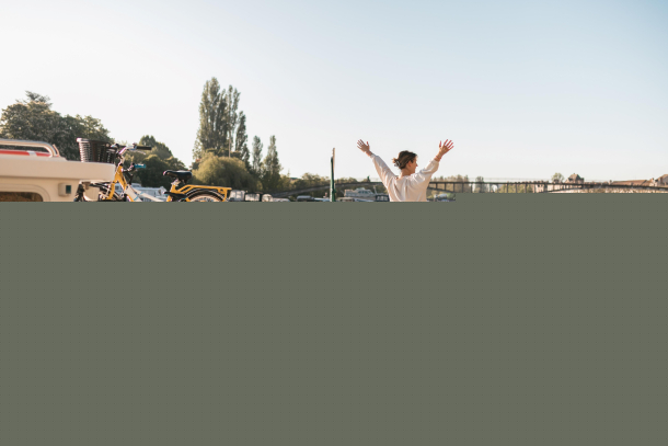 Riverly startet Buchungen für Hausbootsaison 2027