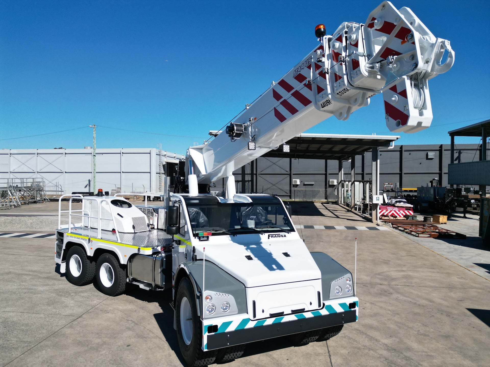 Franna introduces its largest crane to North America