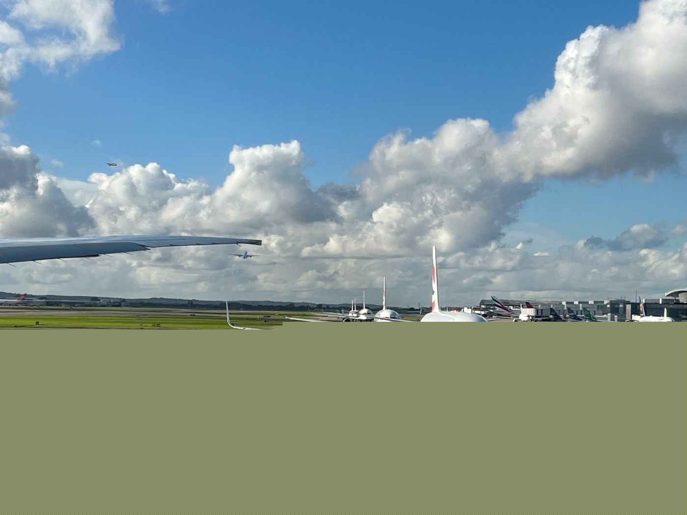 Grass fire at Heathrow Airport runway disrupts flights