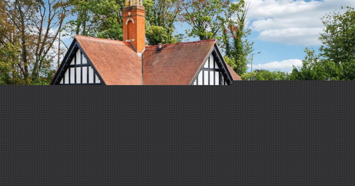 Seven-bedroom property with annexe in Slough on sale for £1.5m