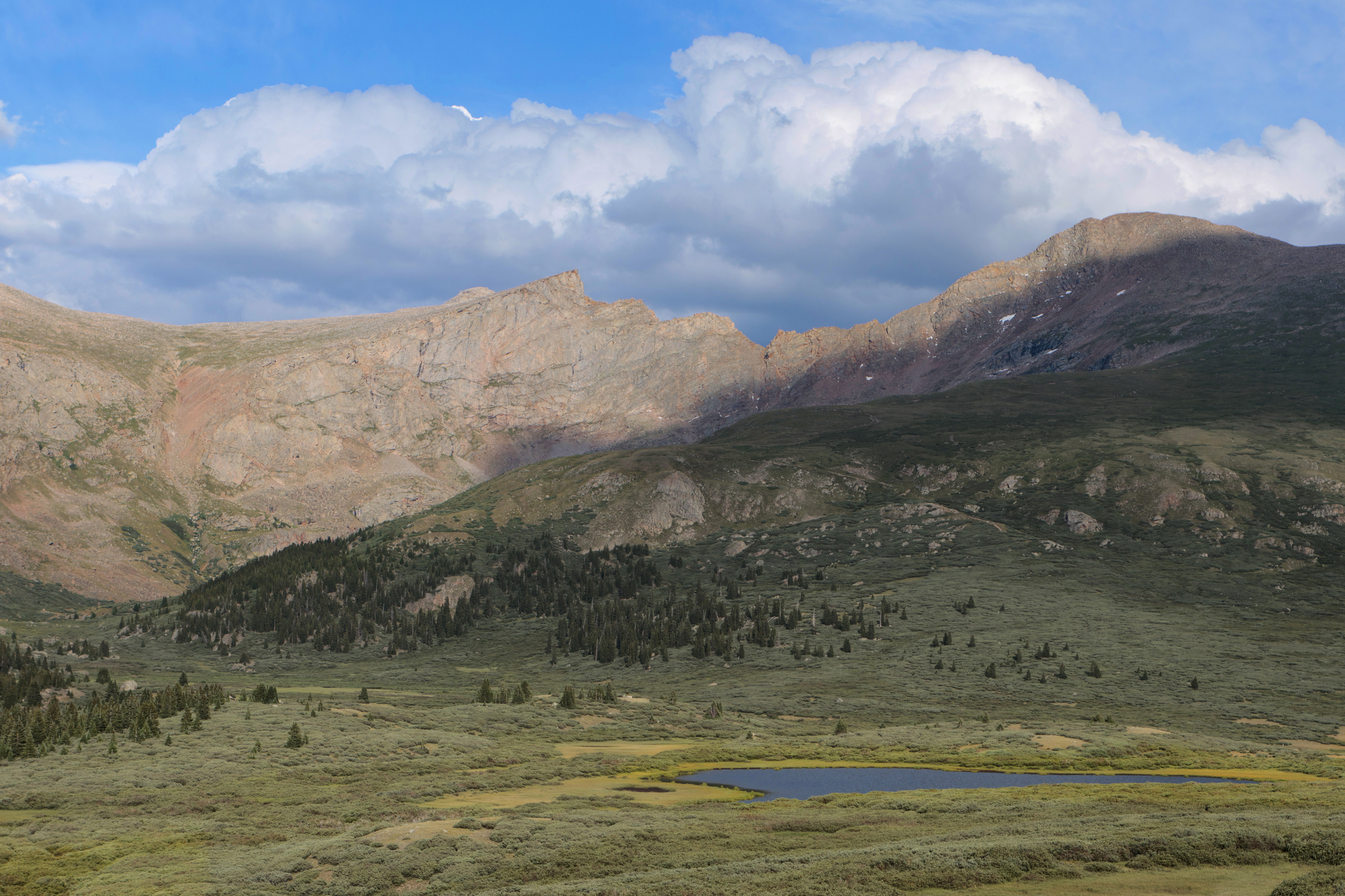 Bierstadt beats Quandary by 500 hikers in a slow year on Colorado 14ers