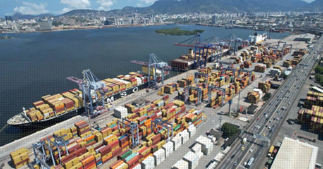 Exportações brasileiras aos EUA caem 12,2% e atingem menor nível em três anos
