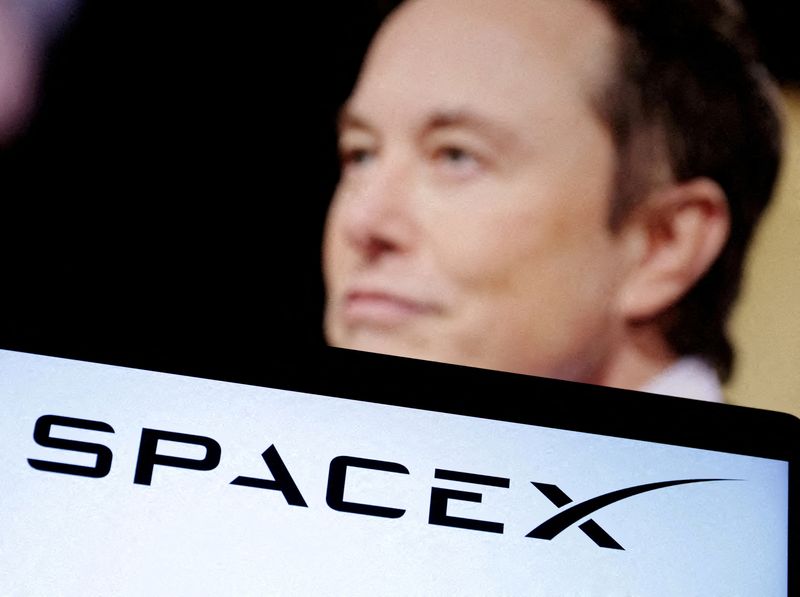 Musk's SpaceX in merger talks with xAI ahead of planned IPO, source says
