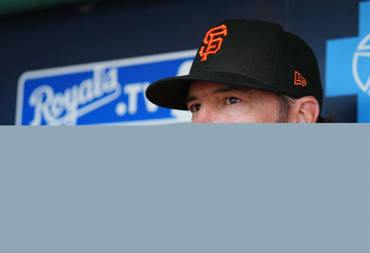 Recently Released Boston Red Sox Player Signs With San Francisco Giants
