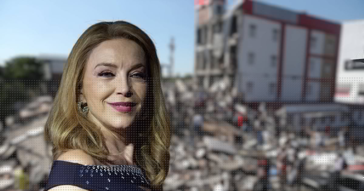 Laura Flores y otros famosos narran el temblor desde Colombia: ‘Se movió todo, no hay protocolo’