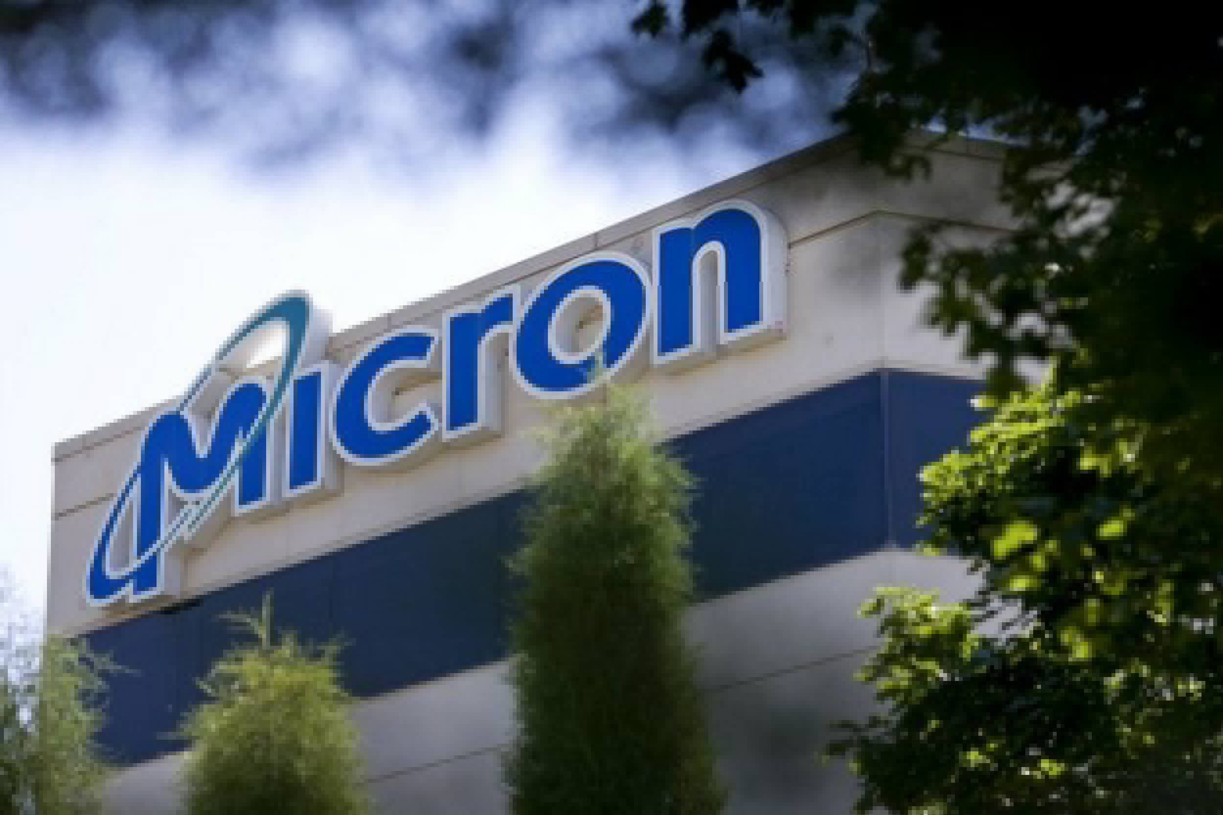 Micron Shares Surge Nearly 15% as Samsung's Record Profits Point to a Deepening Chip Shortage Through 2028