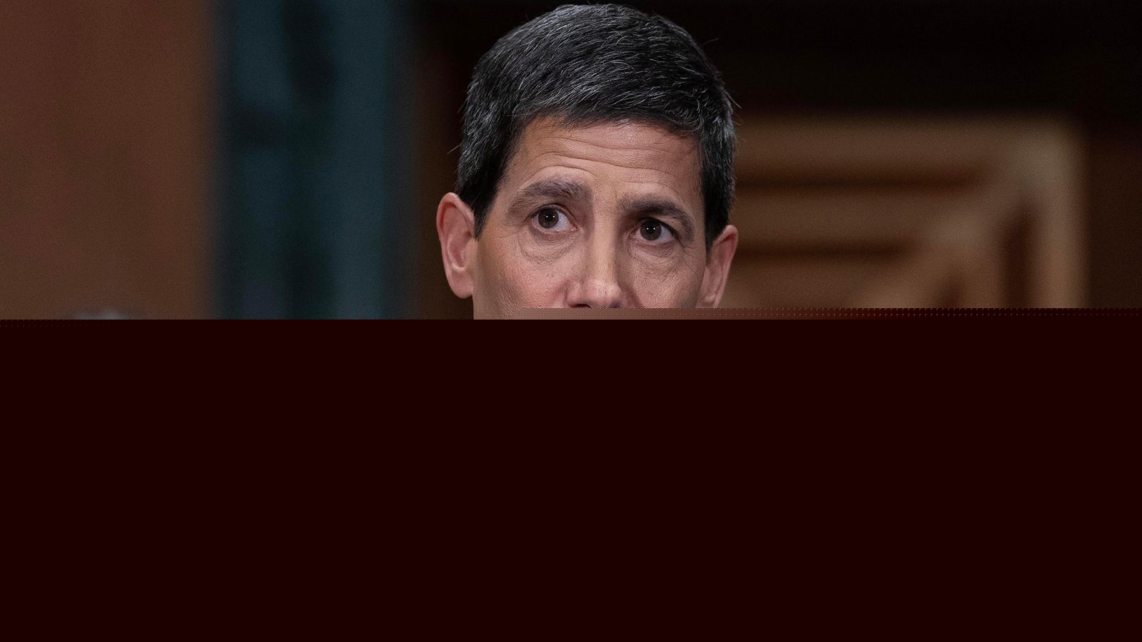 Split at the Fed as it keeps interest rate on hold