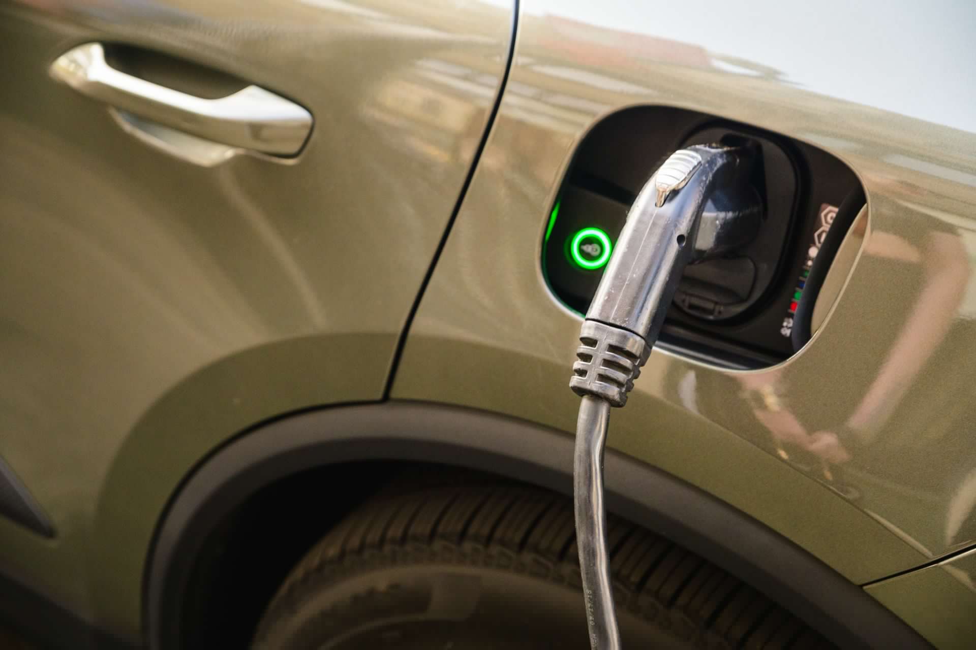 EV fast chargers in Canada are only being used 10% of the time