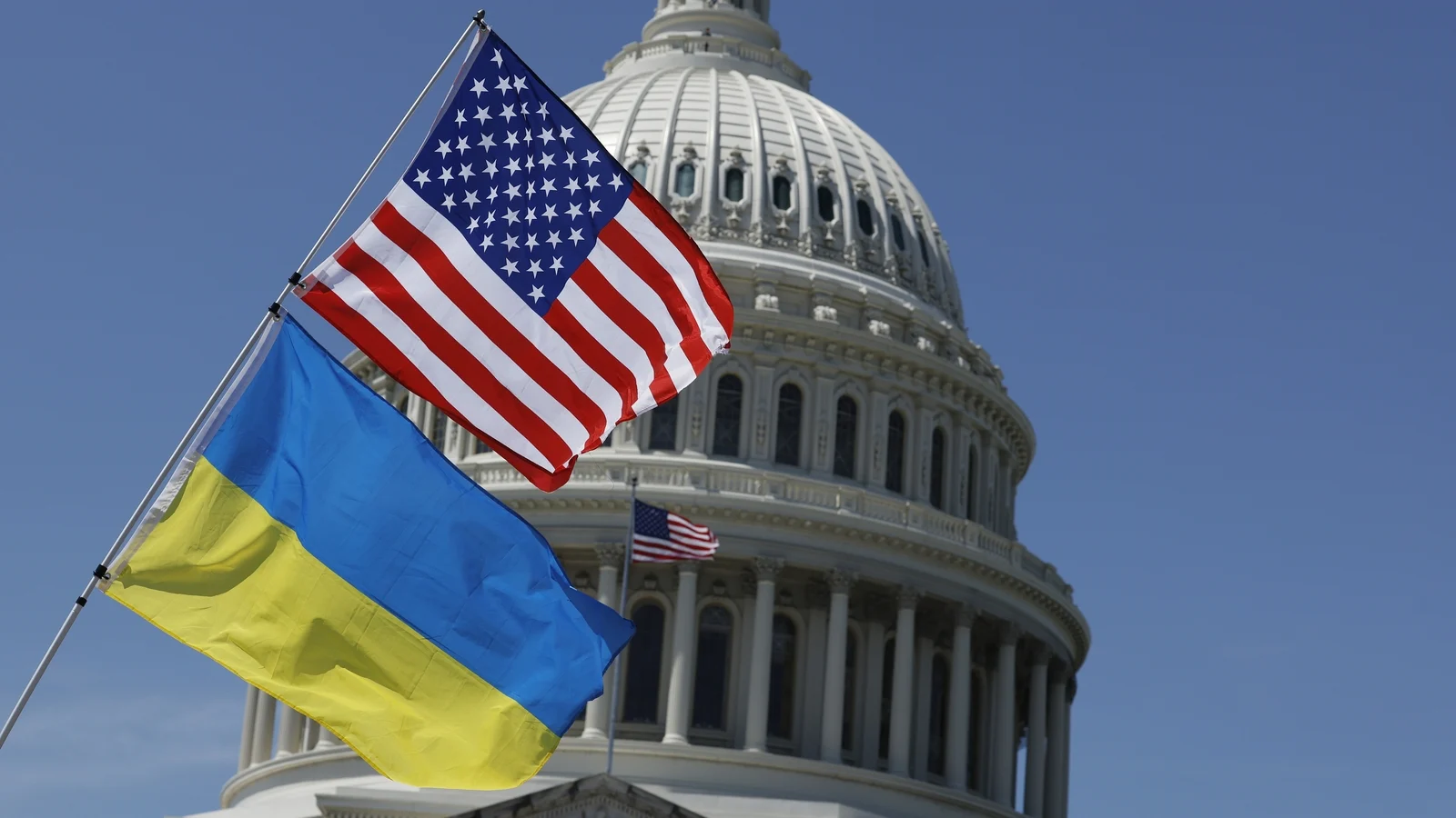US Senate pushes forward Russia sanctions as Zelenskyy makes Washington visit