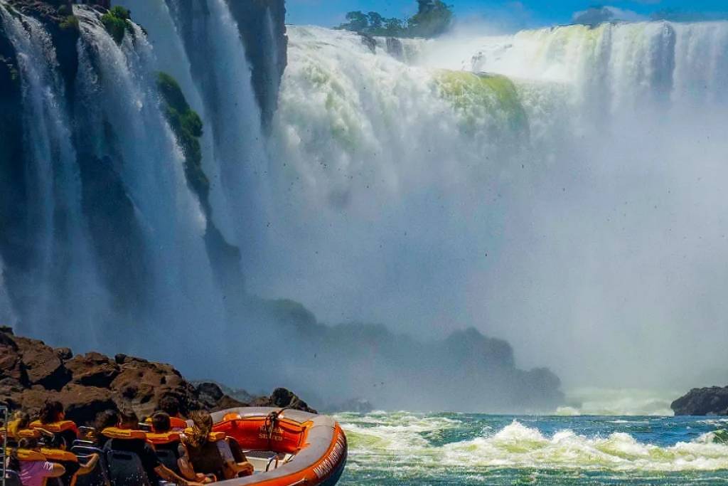 Empresa do Passeio do Macuco, em Foz do Iguau, vence leilo para seguir atuando por mais 15 anos