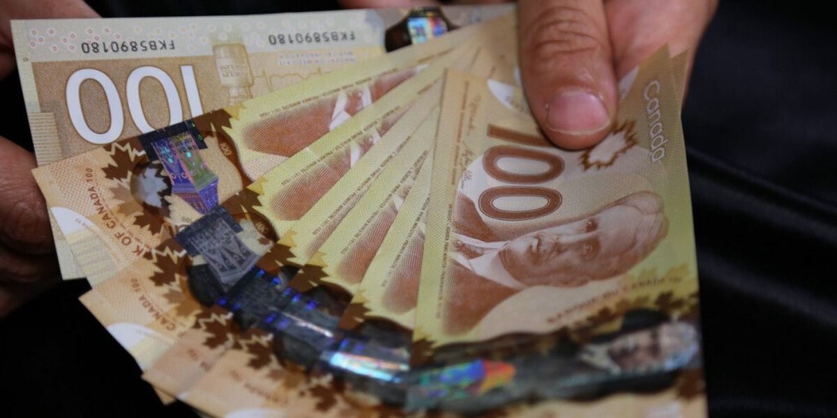 Quebec parents can pocket up to $1,400 in October through these 2 benefit payments