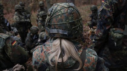 Wehrdienst: Frauen-Union fordert stärkere Einbindung von Frauen in den Wehrdienst