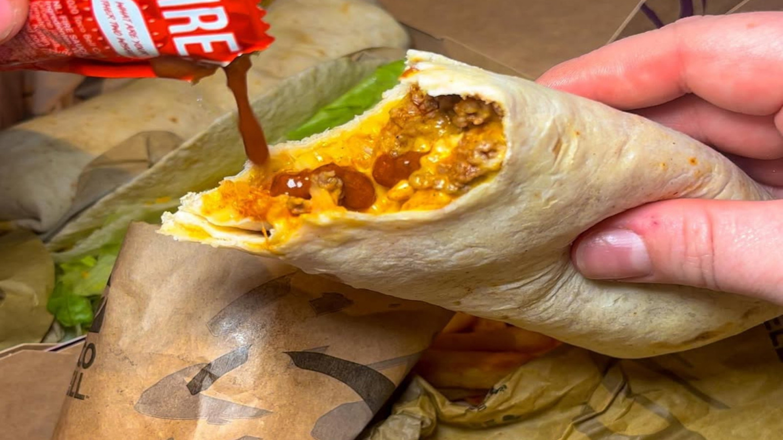 The Big Problem With Taco Bell's Beans, According To Employees