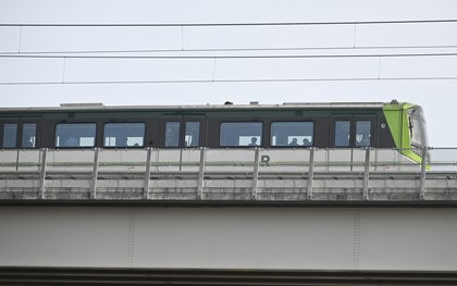 REM service gradually resuming after technical problem Thursday morning