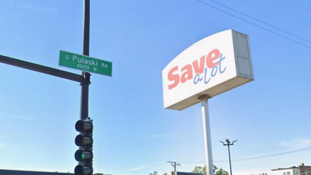 Seven Save A Lot Stores in Chicago Abruptly Closed This Weekend