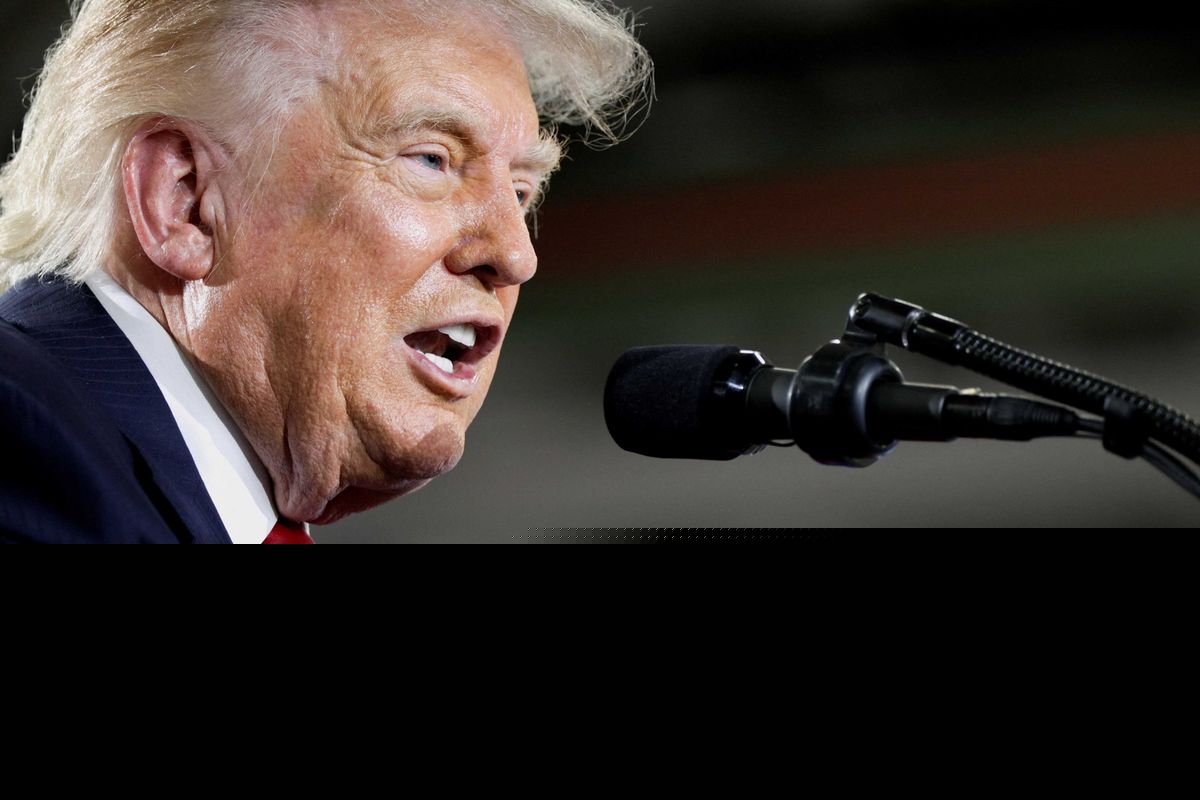 Trump Lúng Túng Khi Bị Người Dẫn Chương Trình Fox News (thuộc phe MAGA) Chất Vấn Về Cuộc Chiến Iran.