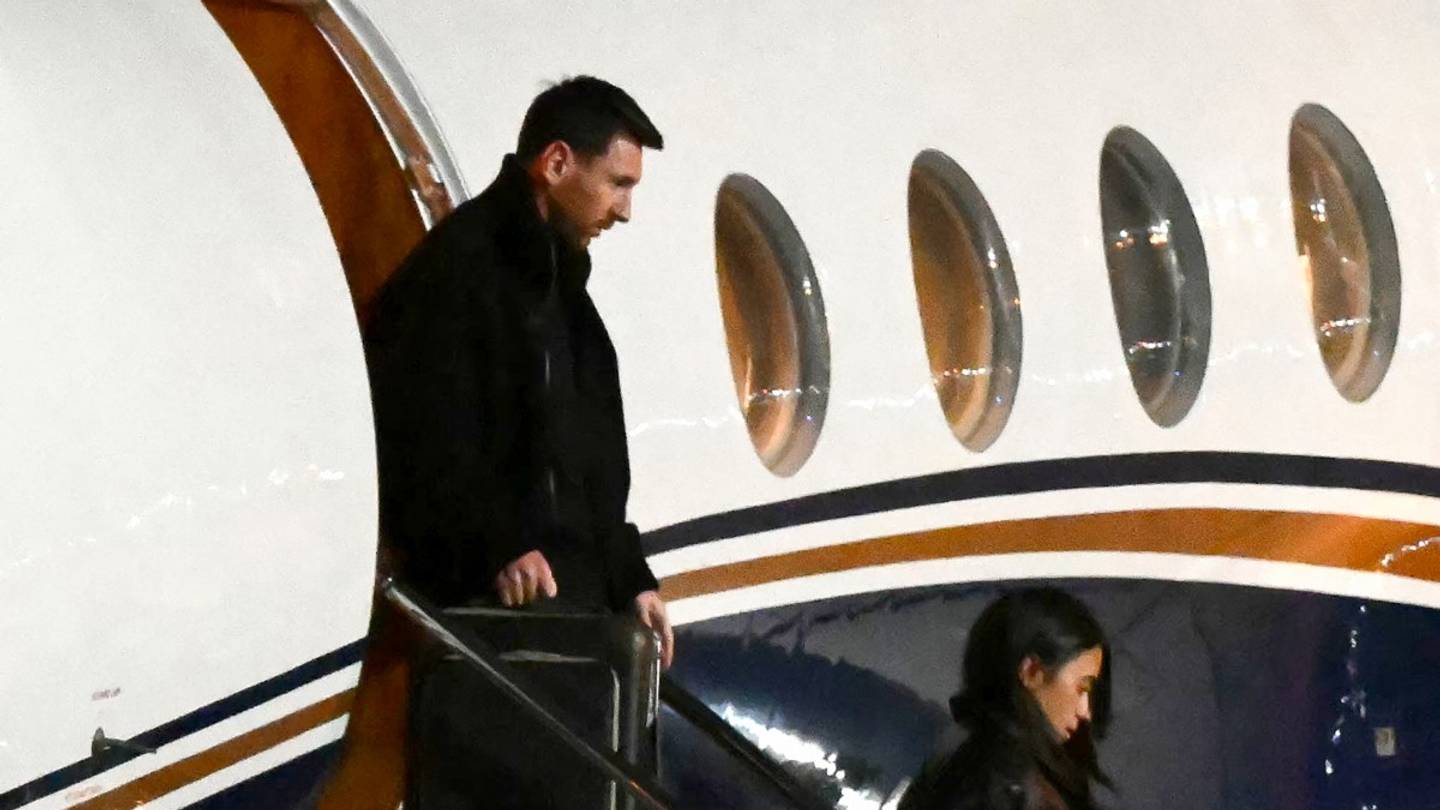 Lionel Messi ya está en Argentina para dar el último adiós a Jorge Messi
