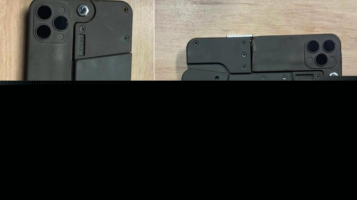 Firearms 'disguised to look like mobile phones'