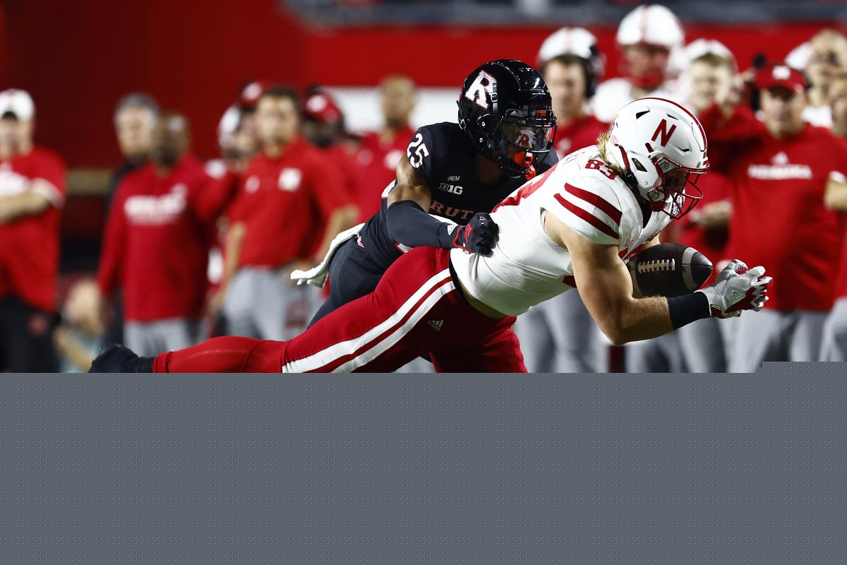 Neck Injury Forces Nebraska Alum to Retire from NFL at 28