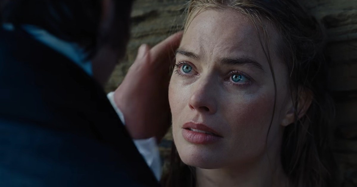 Margot Robbie Details Preparing for Wuthering Heights’ Intimate Scenes