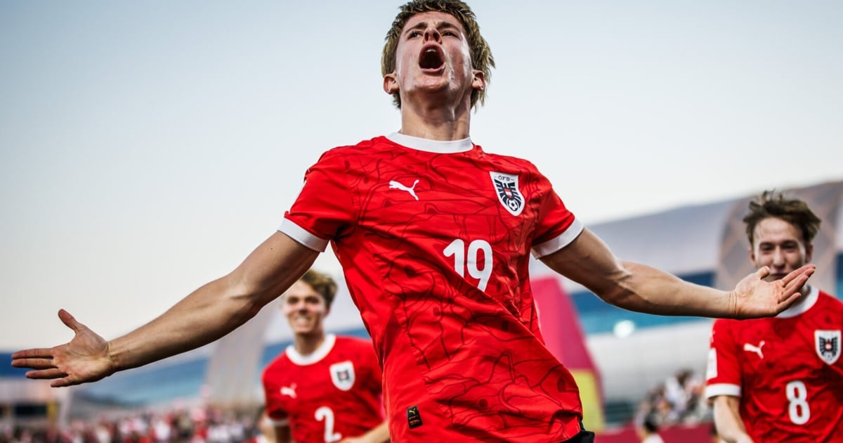FC Red Bull Salzburg - Supertalent Moser ist zum Zuschauen verdammt