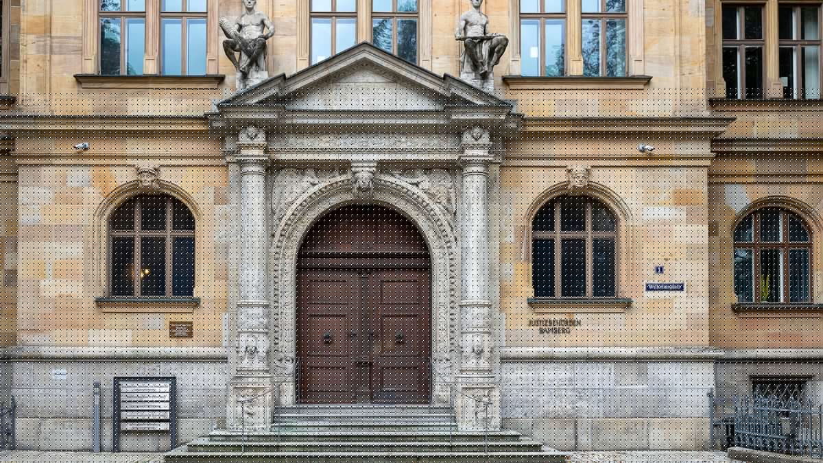 Drogenhandel: 33-Jährige zu mehr als sieben Jahren Freiheitsstrafe verurteilt
