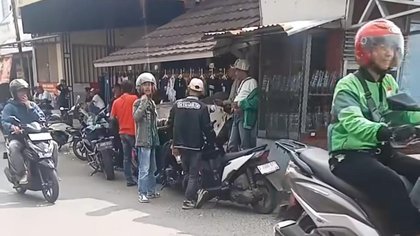 Pedagang Cireng Jadi Korban Pengeroyokan Usai Bikin Konten di Pasar