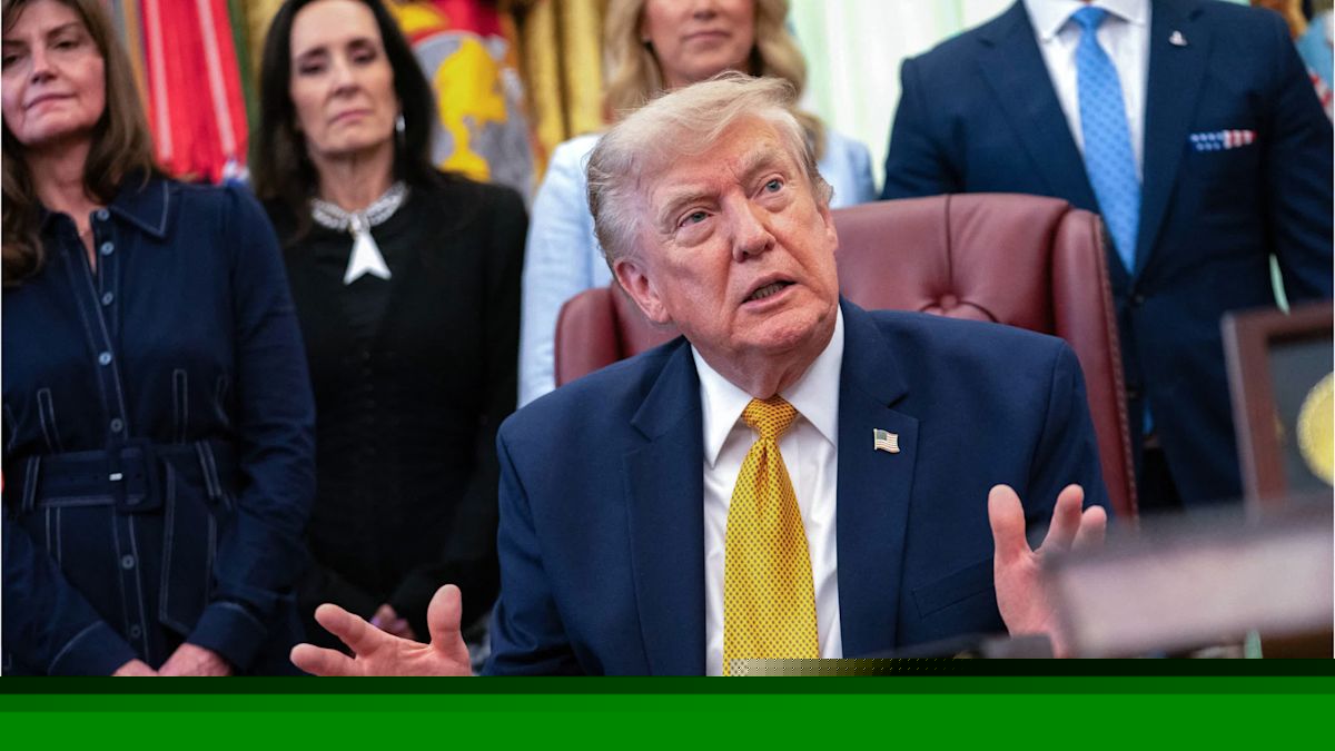 Trump Keeps Pirro Despite Criticism Over Reflecting Pool Case