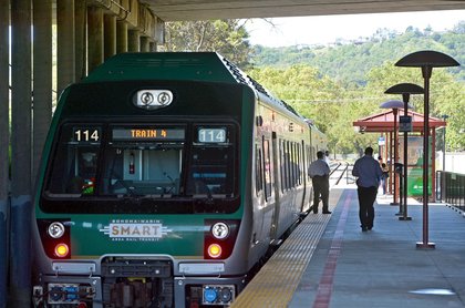 San Rafael moves toward designing path under Highway 101