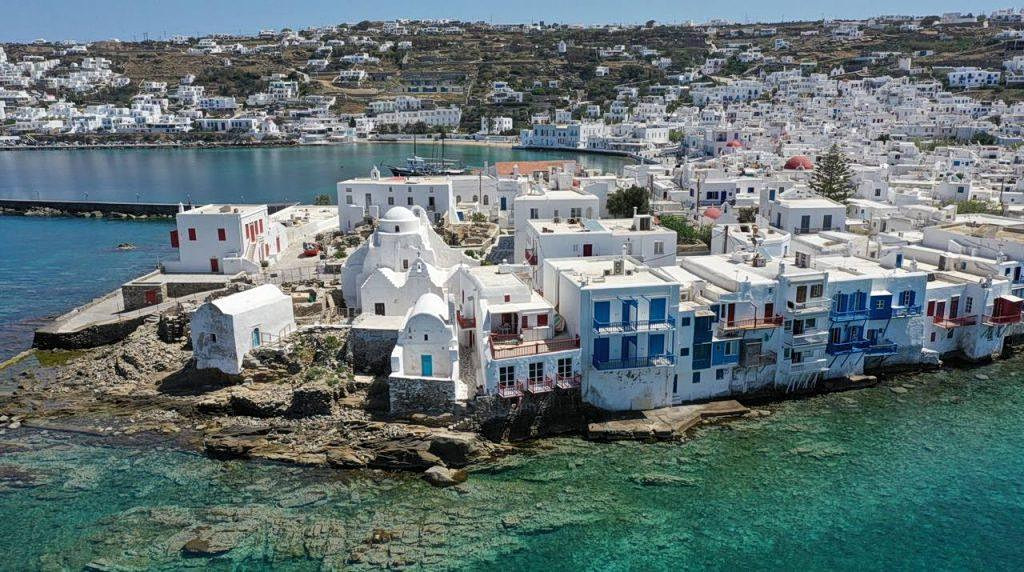Mykonos, Naxos, Paros, Ios and Santorini Top Picks for Int’l Travelers