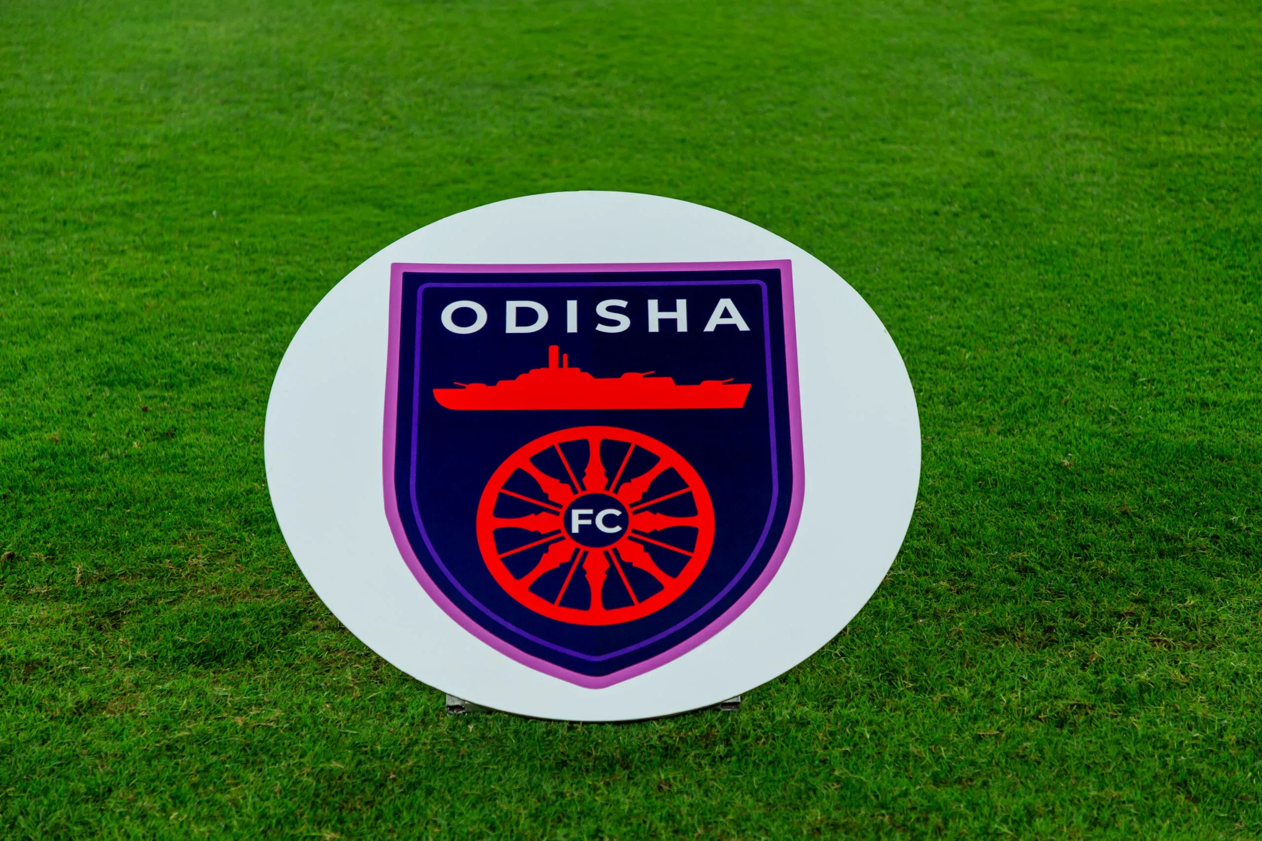 ISL 2025-26: CM Mohan Charan Majhi Reaffirms Government Support for Odisha FC and Football at Kalinga Stadium