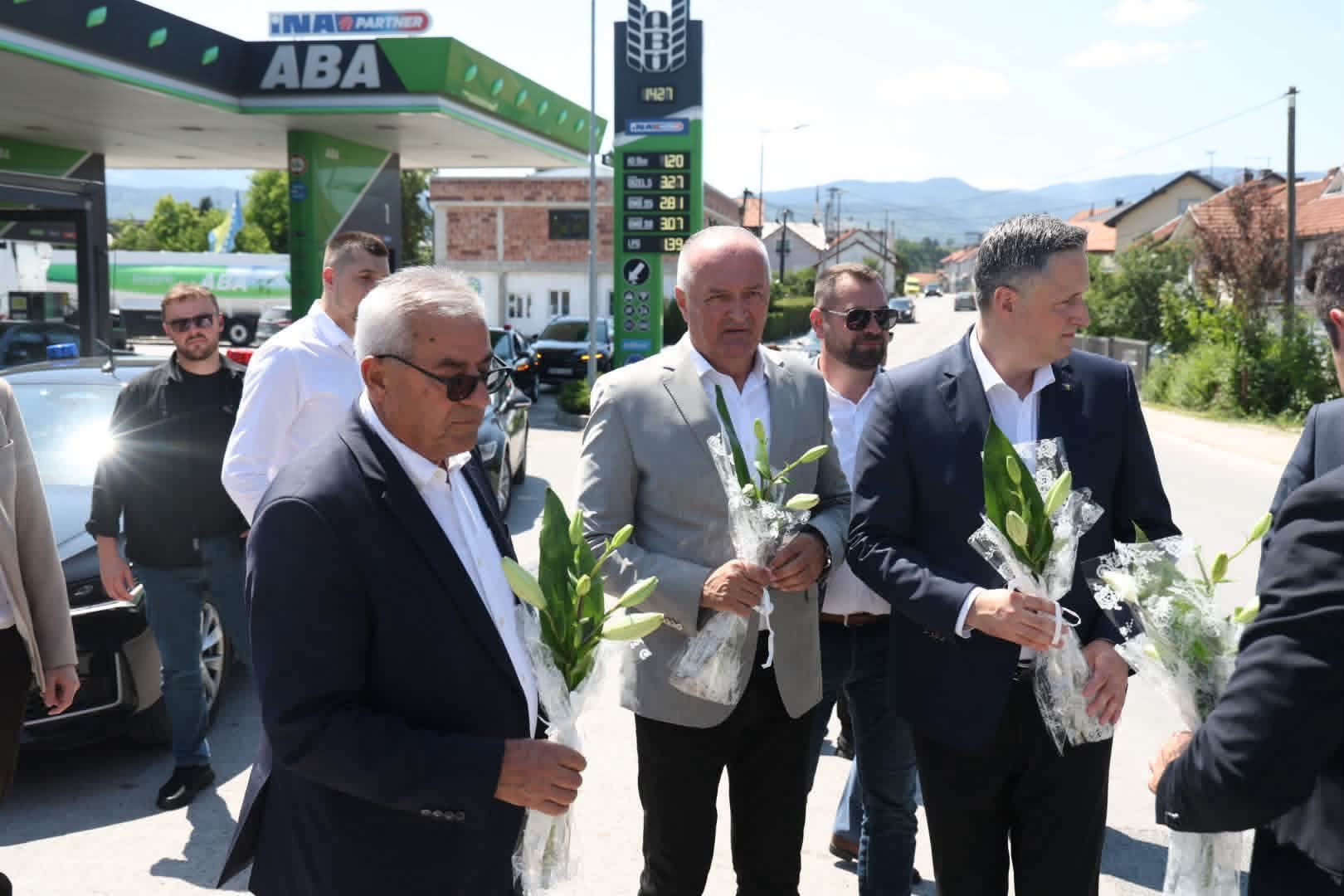 Bećirović i Helez posjetili Gornji Vakuf-Uskoplje i Bugojno