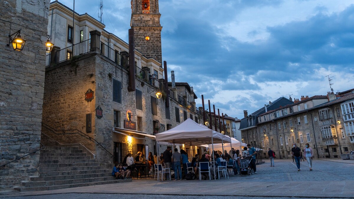 Por el casco histórico de Vitoria: entre calles medievales y mesas gourmet