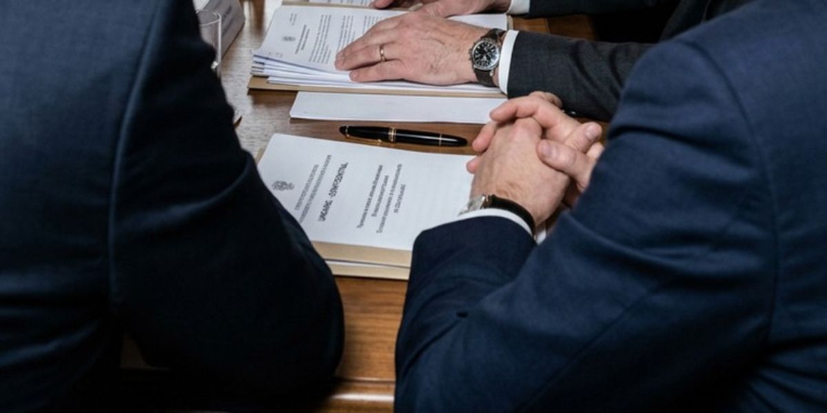 Former European officials held secret talks with a former Kremlin representative in Vienna