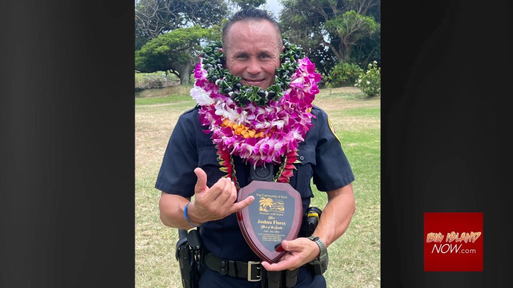 Kaʻū officer honored after apprehending wanted man following foot pursuit