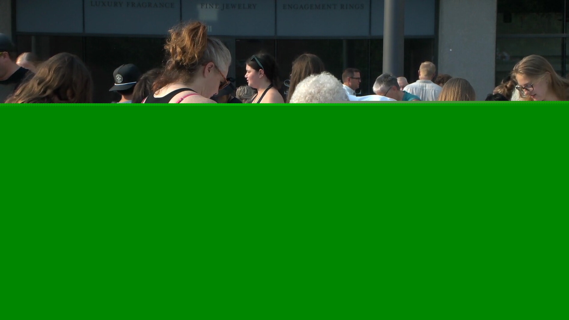 Broadway Square hosts tic-tac-toe world record attempt
