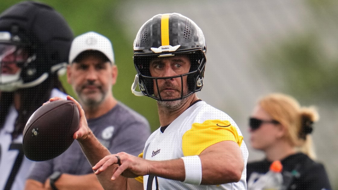 Aaron Rodgers Says Wife Brittani Gave Him Permission to Play '1 More Year' for Steelers