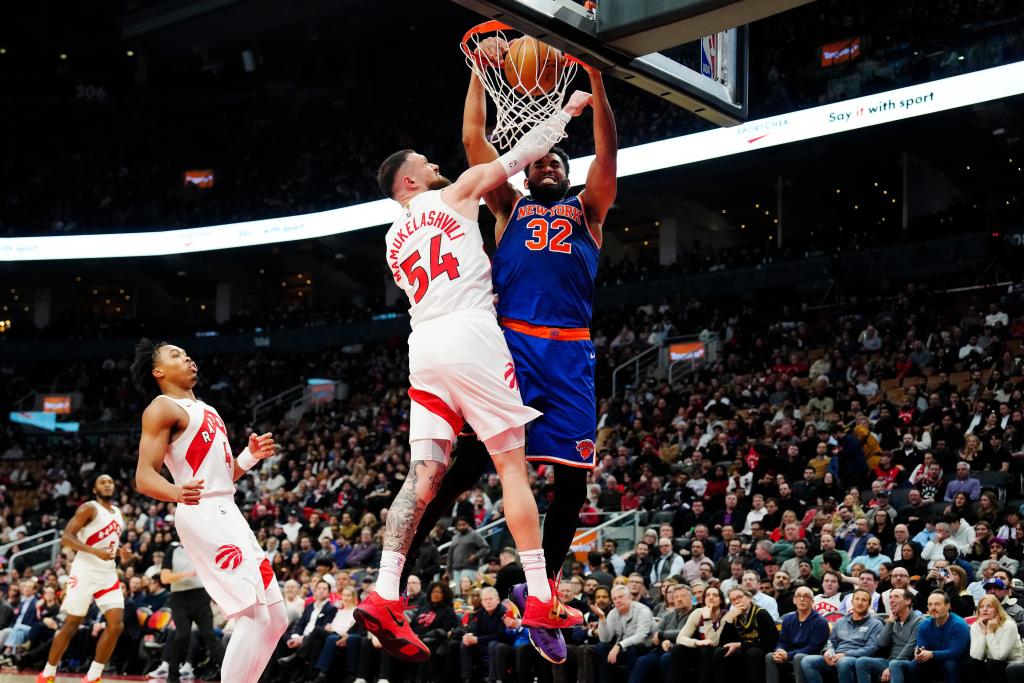 Bridges anota 30, Towns logra 22 rebotes y Knicks hilan 4to triunfo, 119-92 ante Raptors