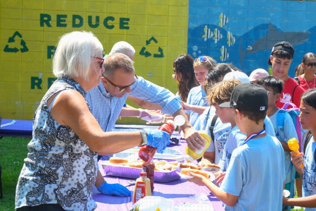 Kiwanis Club of County Seat, Mineola holds annual BBQ
