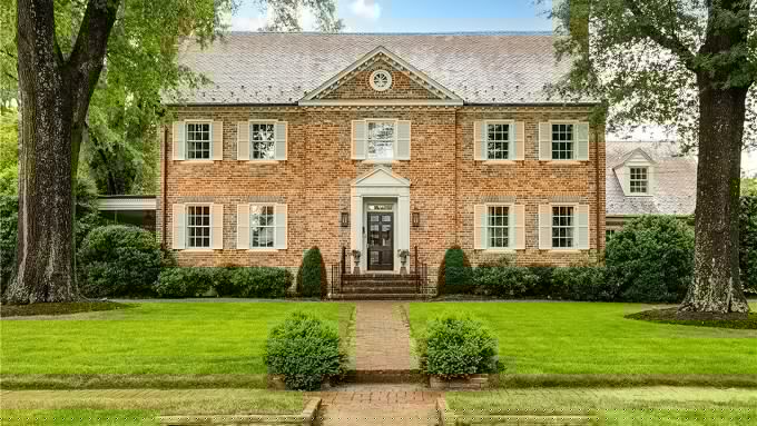 Ex-CarMax exec’s $4M deal outruns area home sales in July