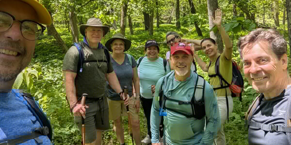 Carlos Fulcher, ’90, 0rganizes Appalachian Trail hike to reconnect with alumni