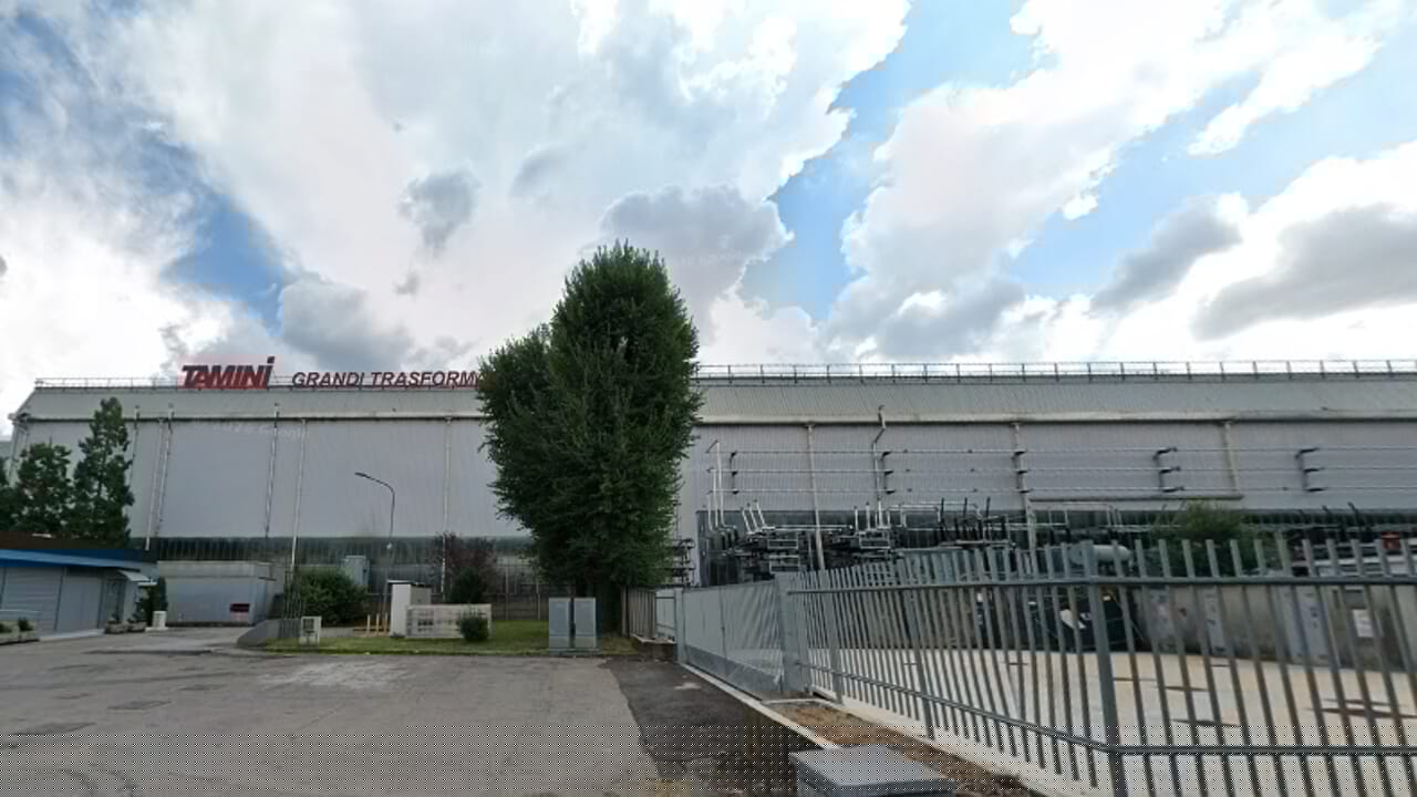 Aprono un buco nel muro e rubano 600kg di rame alla Tamini di Legnano