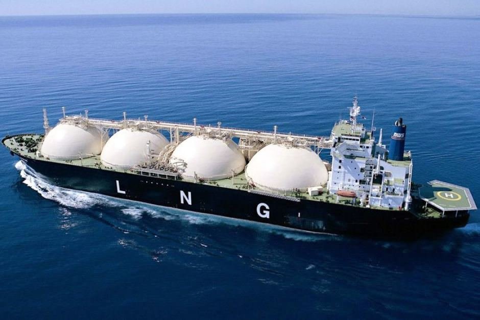 Qatari LNG cargo uses Iran-designated route in Hormuz