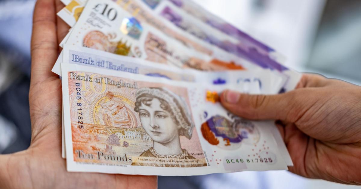 August bank holiday DWP payment dates: what claimants need to know