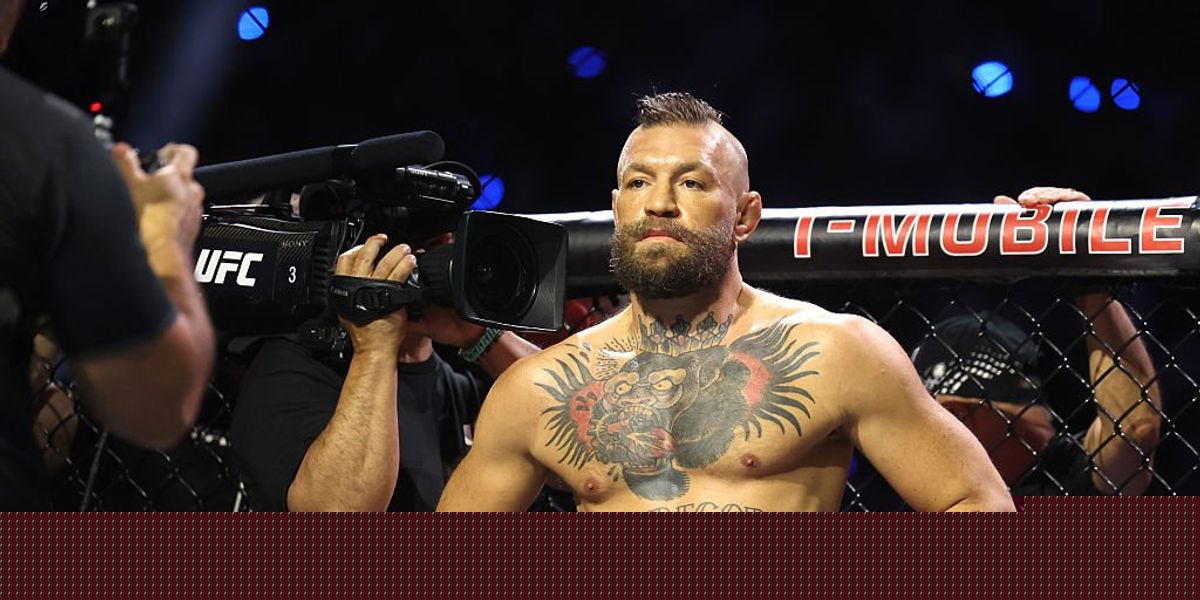 Conor McGregor says the 'comeback season starts now' after undergoing surgery on injured knee