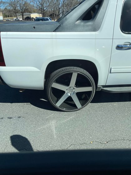 /r/Shitty_Car_Mods / Shitty Car Mods - What a choice