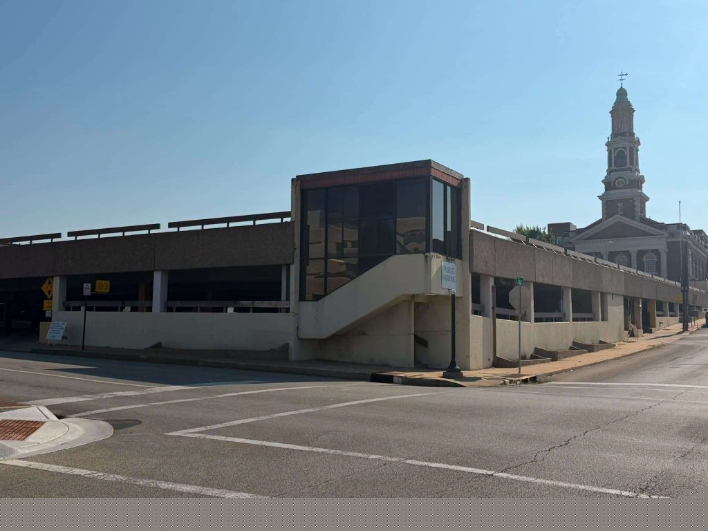 St. Joseph parking garage at Sixth and Jules to close next week
