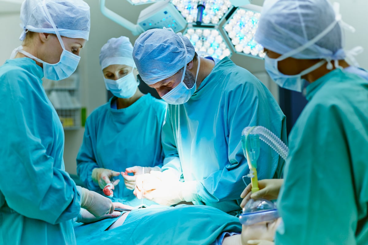 Medtronic vs. Intuitive Surgical: Which MedTech Stock Is the Better Buy Right Now?